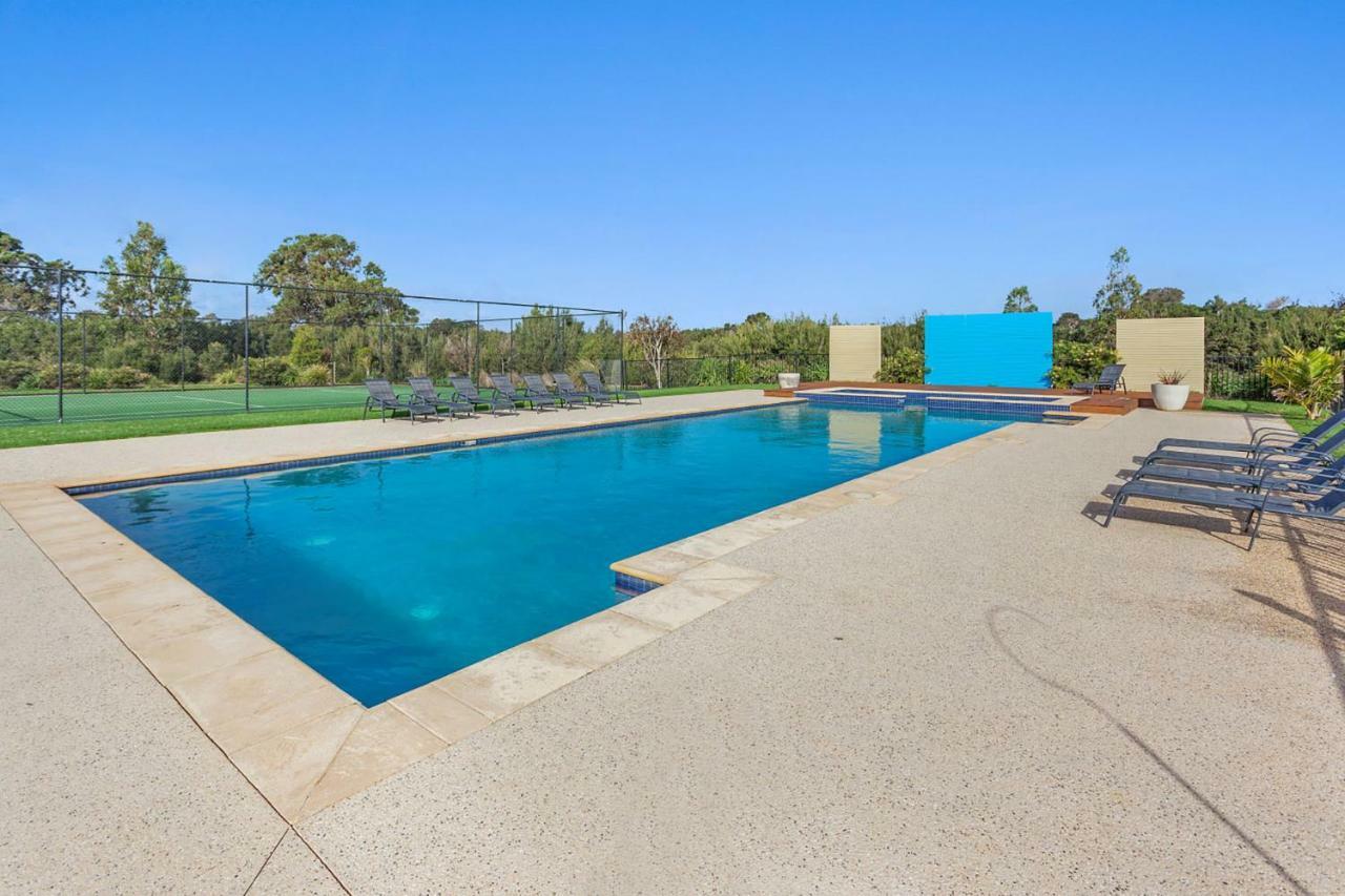 Rural 5 Star Villa'S With Resort Amenities Cowes Exterior photo
